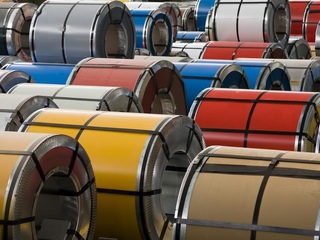 Штрипс с полимерным покрытием GreenCoat Pural, толщина 0,50 мм, цвет RR 32 1 - в «Монолит-Металлопрокат».