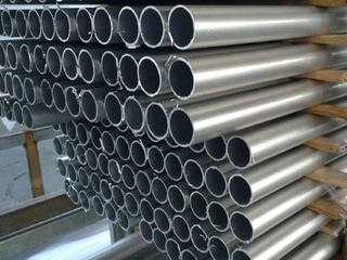 Труба алюминиевая толстостенная прессованная АМг3 100х22,5 мм 1 - в «Монолит-Металлопрокат».