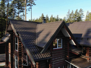 Металлочерепица Grand Line Монтеррей 0,5 Rooftop Matte RR 32 Темно-коричневый 2 - в «Монолит-Металлопрокат».